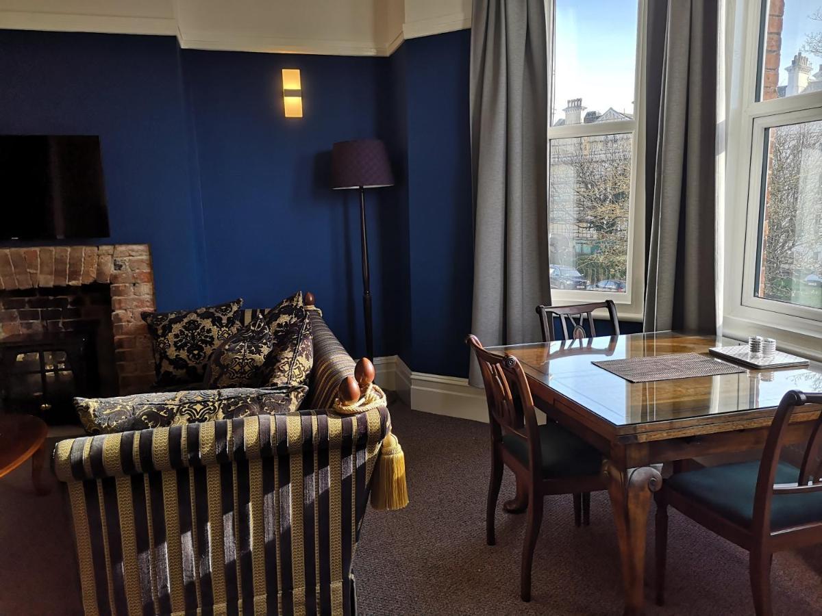 2 Bedroom Apartment At Kent Escapes Short Lets & Serviced Accommodation Kent, Bouverie Escape Folkestone With Wifi Esterno foto