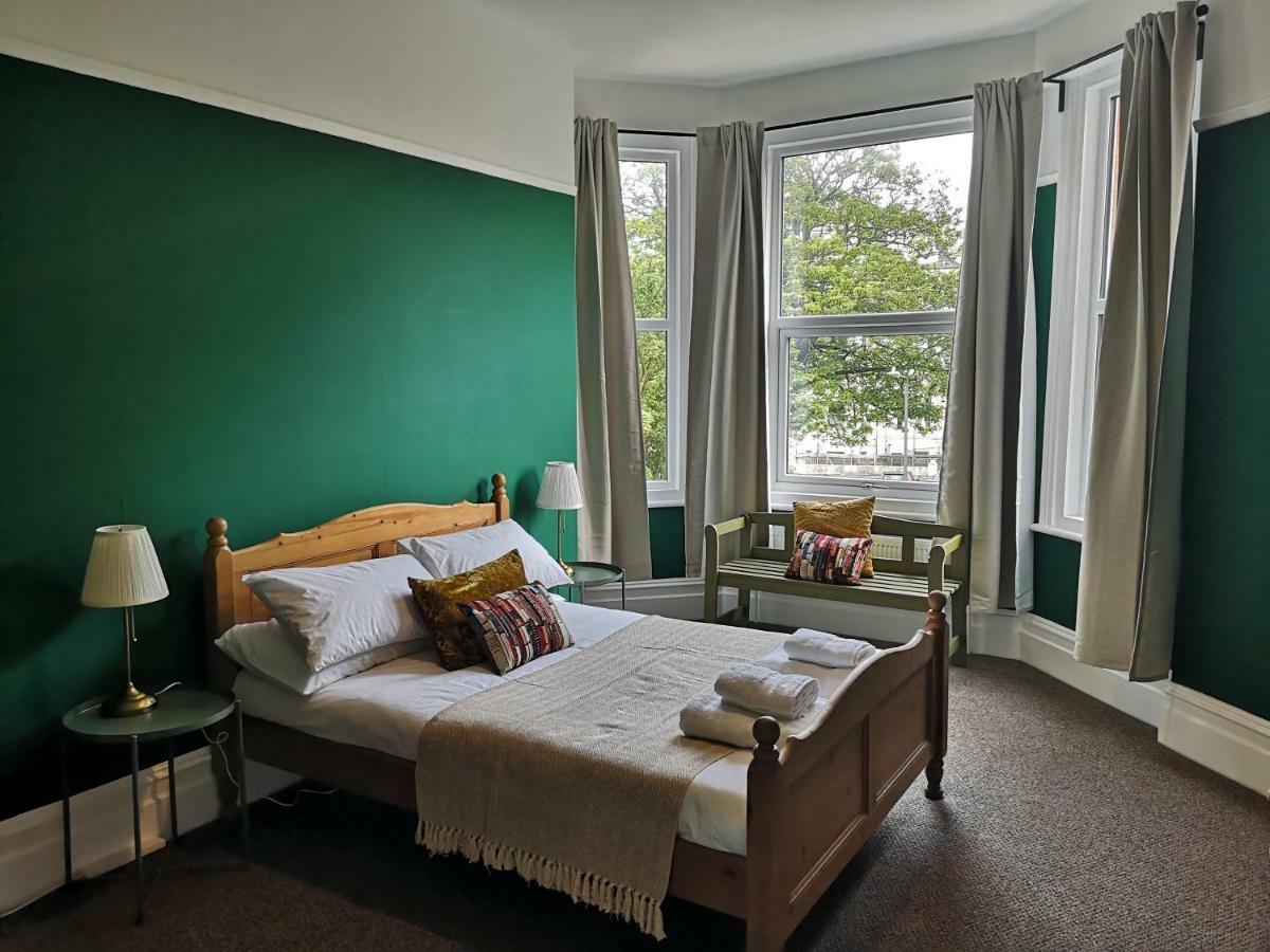 2 Bedroom Apartment At Kent Escapes Short Lets & Serviced Accommodation Kent, Bouverie Escape Folkestone With Wifi Esterno foto
